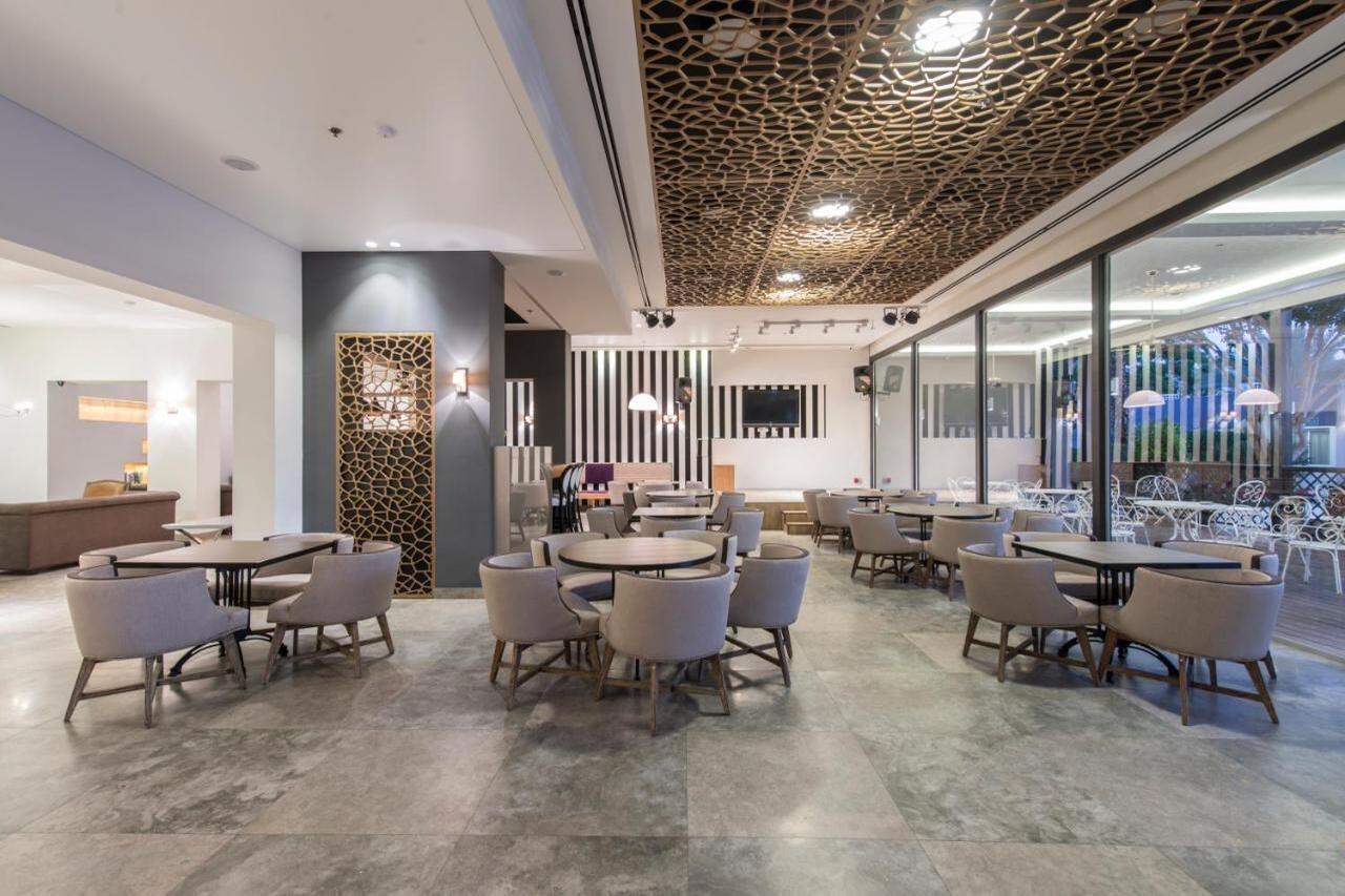 Americana Eilat Hotel Exterior photo