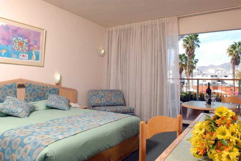 Americana Eilat Hotel Exterior photo