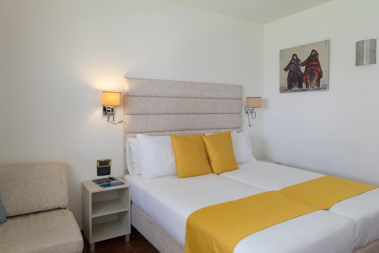 Americana Eilat Hotel Room photo